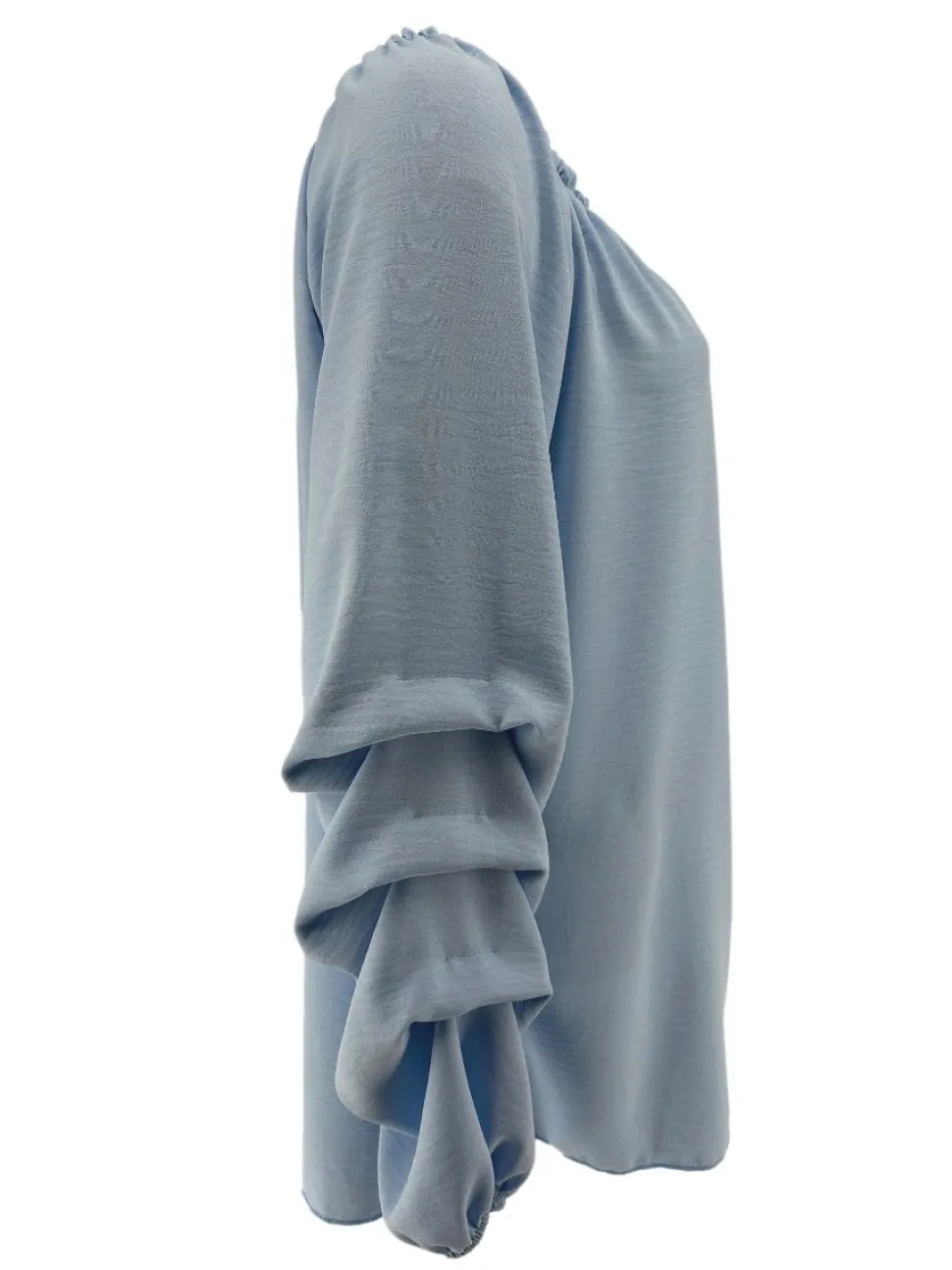 blouse_met_elastieke_hals_1-1.webp Blouse met elastieke hals en ophaal mouw Christine licht blauw