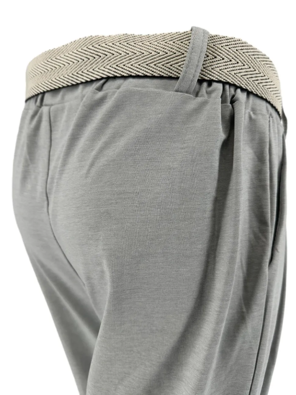 broek_met_band_aan_de_ond_1-1.webp Broek met BAND aan de onderzijde met geweven riem grijs