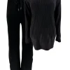 Fijngebreide set met trui en broek zwart (V-39)CMS