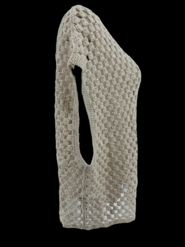 Gehaakt vestje met knopen rondjes Moda Beige