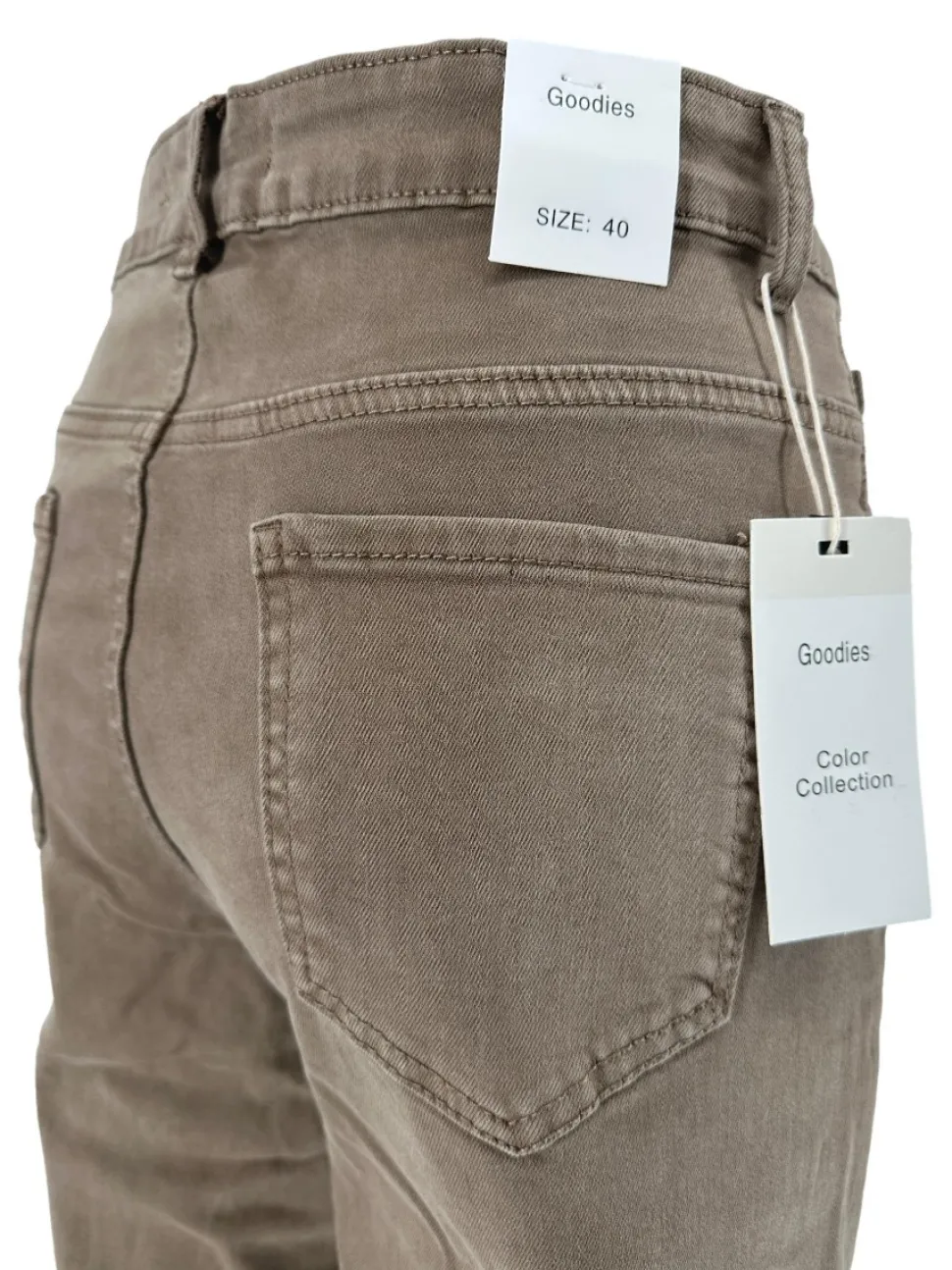 goodies_broek_met_rechte__1-6.webp Goodies broek met rechte broekspijp taupe/bruin (DJ2498-7)