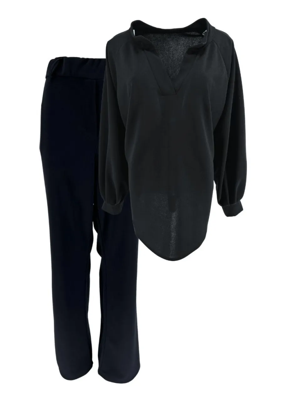kleinere_delig_set_met_bl_0-3.webp KLEINERE 2-delig set met blouse en broek Stanny zwart