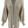 KORT gebreid vest met zakjes en pofmouw Carmen creme