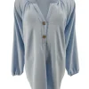 KORTERE blouse met opstaande kraag en 2 knoopjes Siske licht blauw