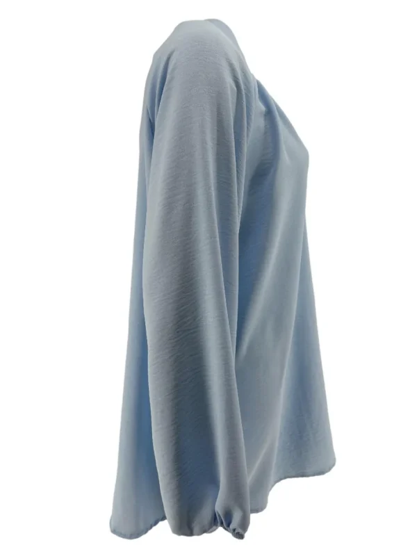 KORTERE blouse met opstaande kraag en 2 knoopjes Siske licht blauw