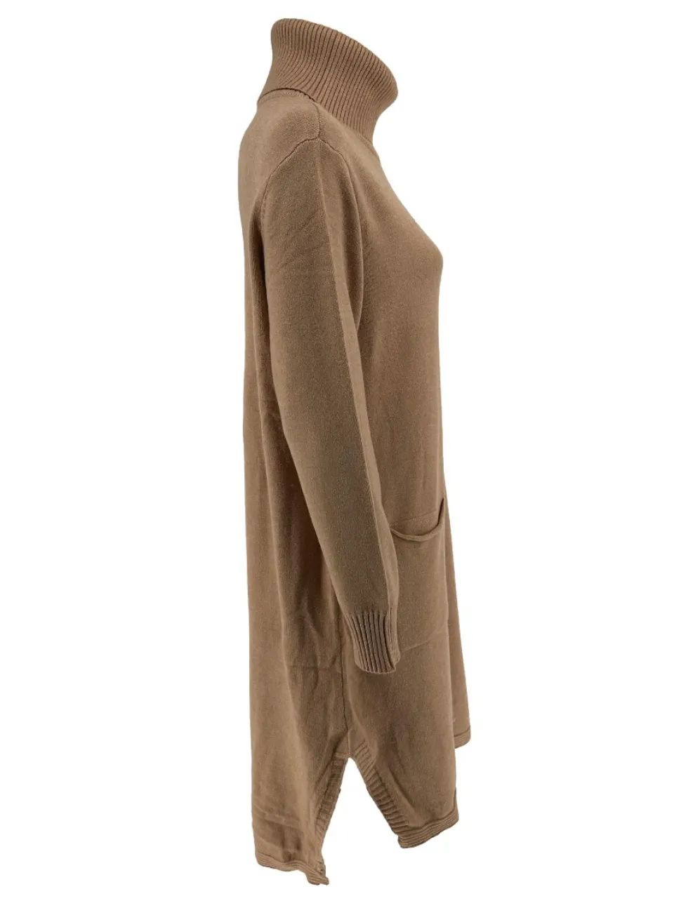 langere_truituniek_met_co_1-2.webp Langere trui/tuniek met col en zakken camel (T525)