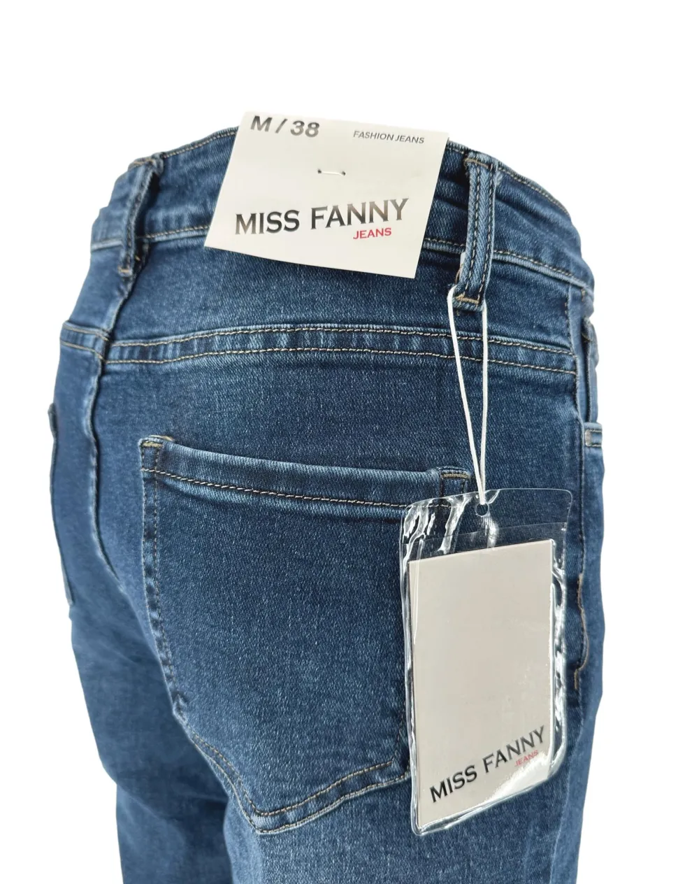 miss_fanny_dark_denim_uit_1.webp Miss Fanny dark denim uitlopende broek (3665)