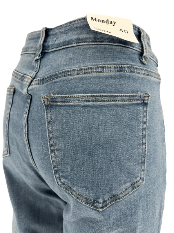 Monday jeans met rechte broekspijp light denim (LWP-710)