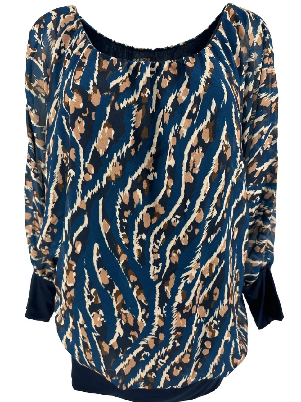 plus_blouse_brede_boord_l_0-14.webp PLUS Blouse brede boord lange mouw Iris striped animal donker blauw