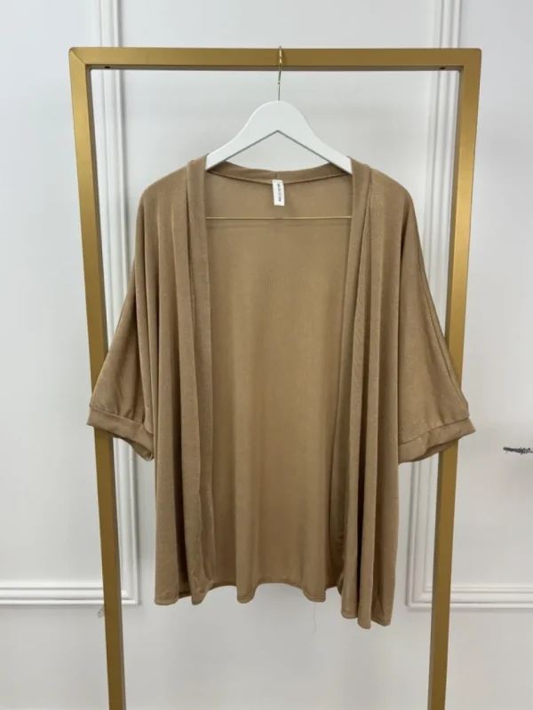 Soepel vallend glans vest met vleermuis mouw camel