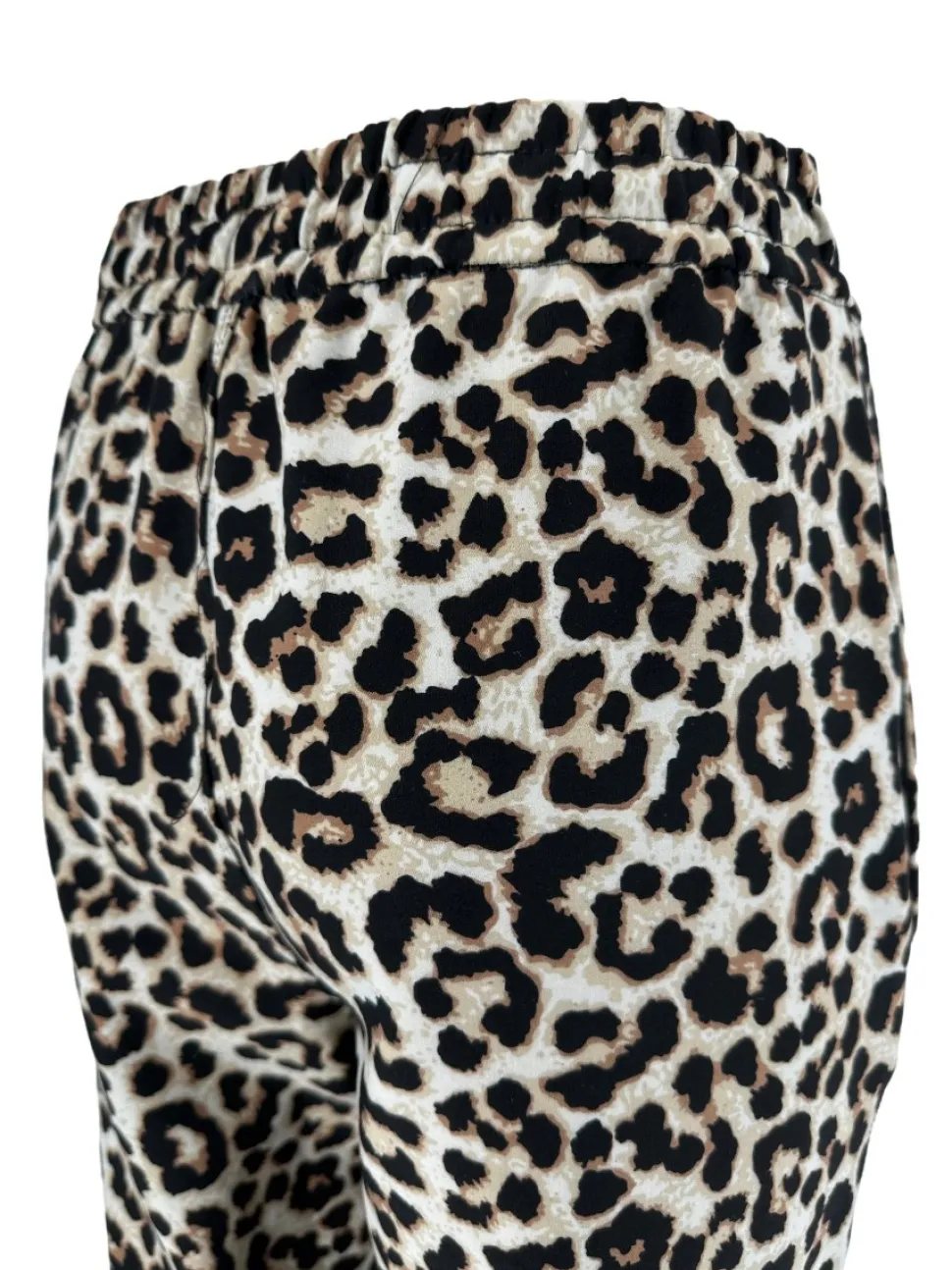 soft_broek_met_koord_pant_1.webp Soft broek met koord panterprint (HY387-1)