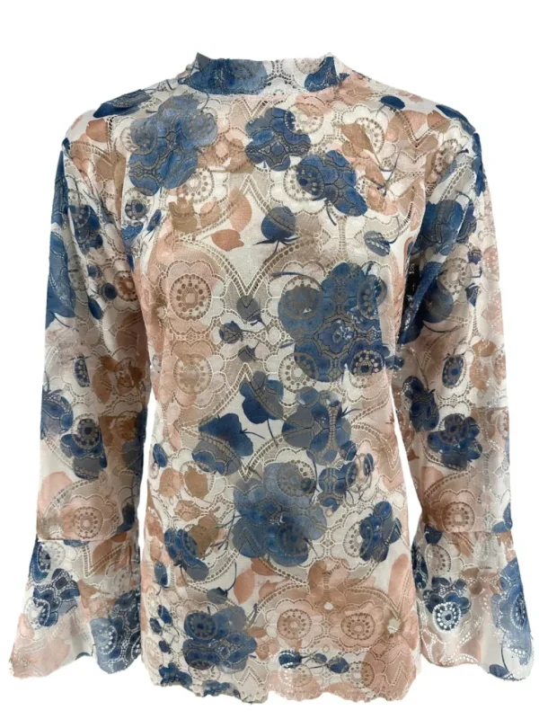 Top van kant met trompet mouw en BLOEMEN jeans blauw