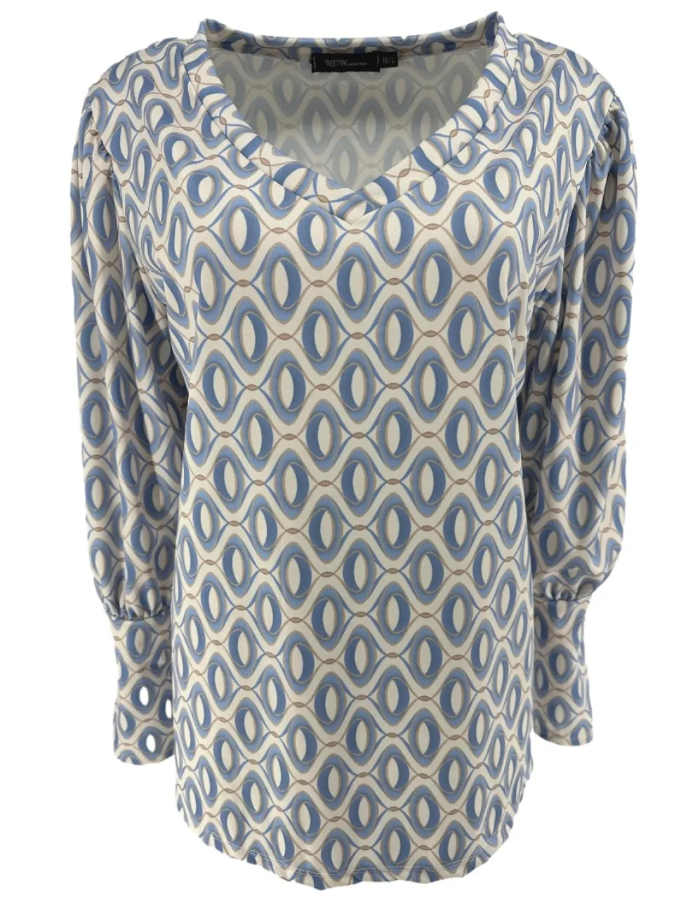 travelstof_shirt_met_vhal_0-4.webp Travelstof shirt met v-hals en lange mouw Ovals licht blauw