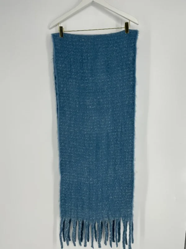 Zachte fluffy sjaal met glitter draad blauw (AC24-2SJ)